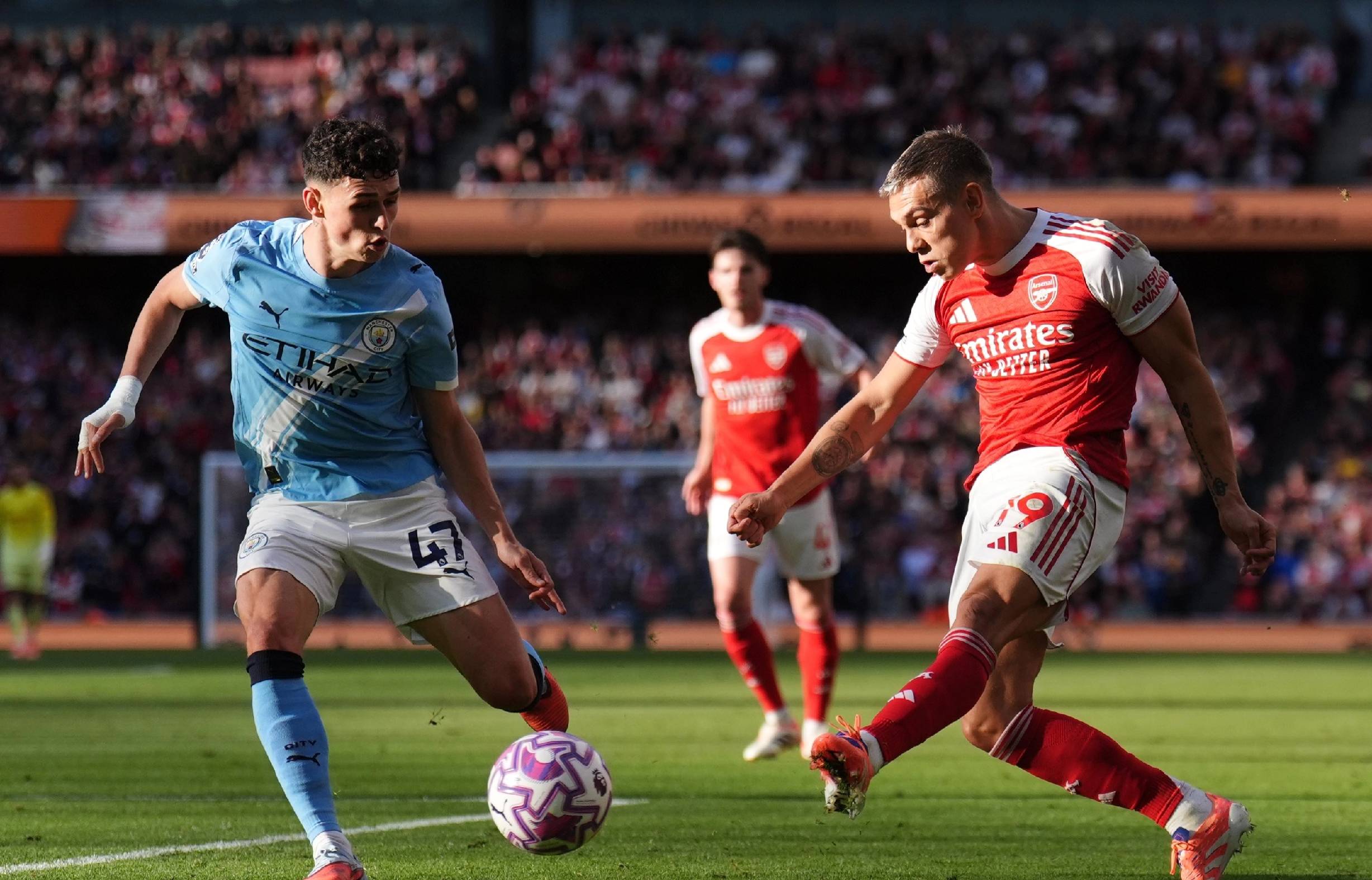 机械觉醒，次元焕新!机械革命BW2025盛大开展，狼队明星现场助阵!