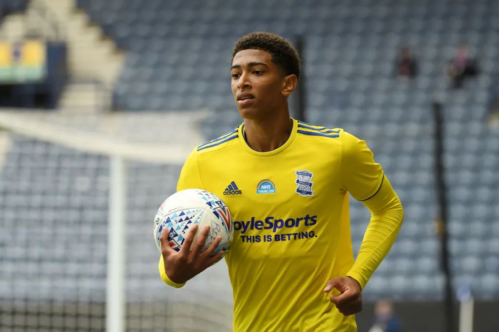 多名海外球员回归报到