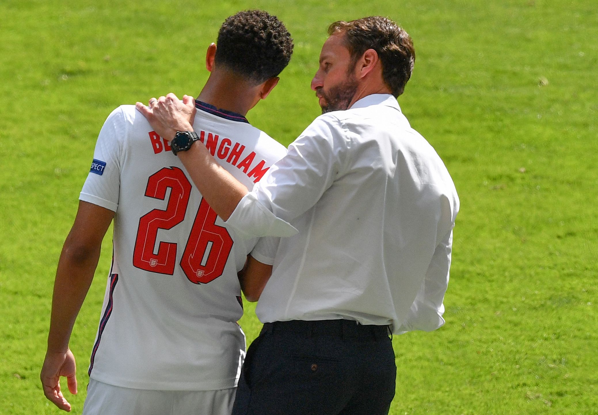 弗兰克：布伦南转会一事已接近敲定，球队今天防守表现很出色