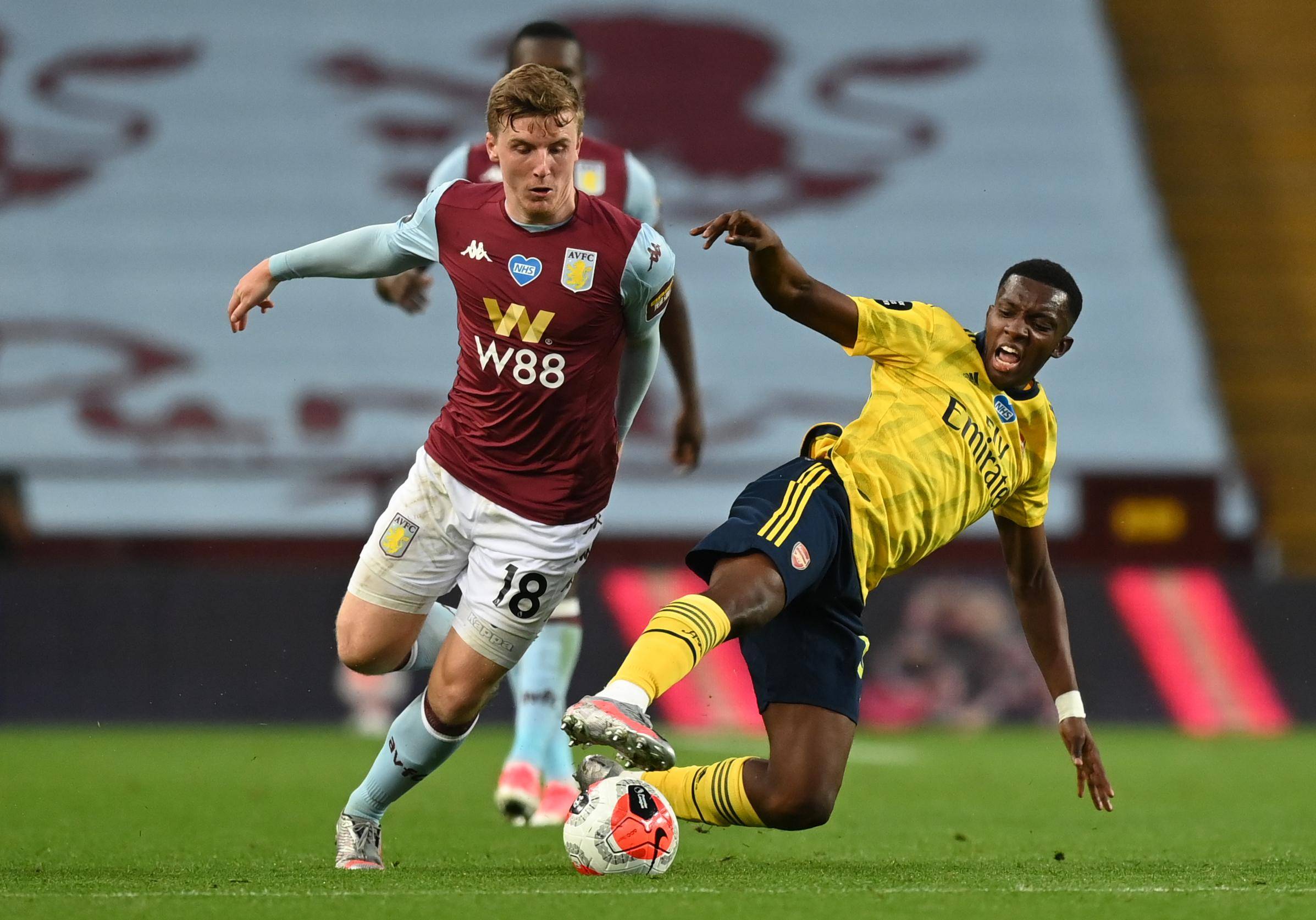 LOL：韩援才是LPL的未来？工资几十万的中单打出千万身价，性价比真高